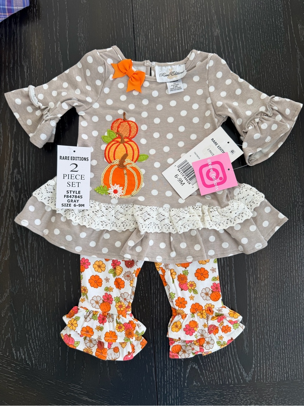 Rare Editions Gray Polka Dot Pumpkin Tunic & Floral Ruffle Leggings Set